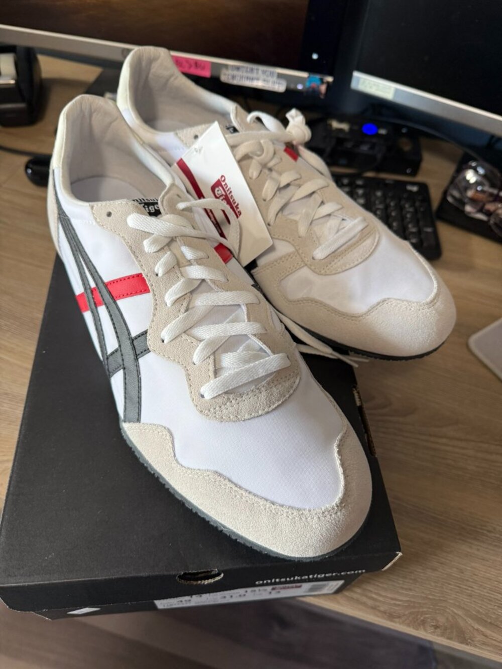 NWT Onitsuka Tiger Serrano Sneakers - Mens 14, Womens 15.5